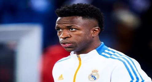 العرض الأغلى في التاريخ.. تقارير: أهلي جدة يريد ضم فينيسيوس جونيور